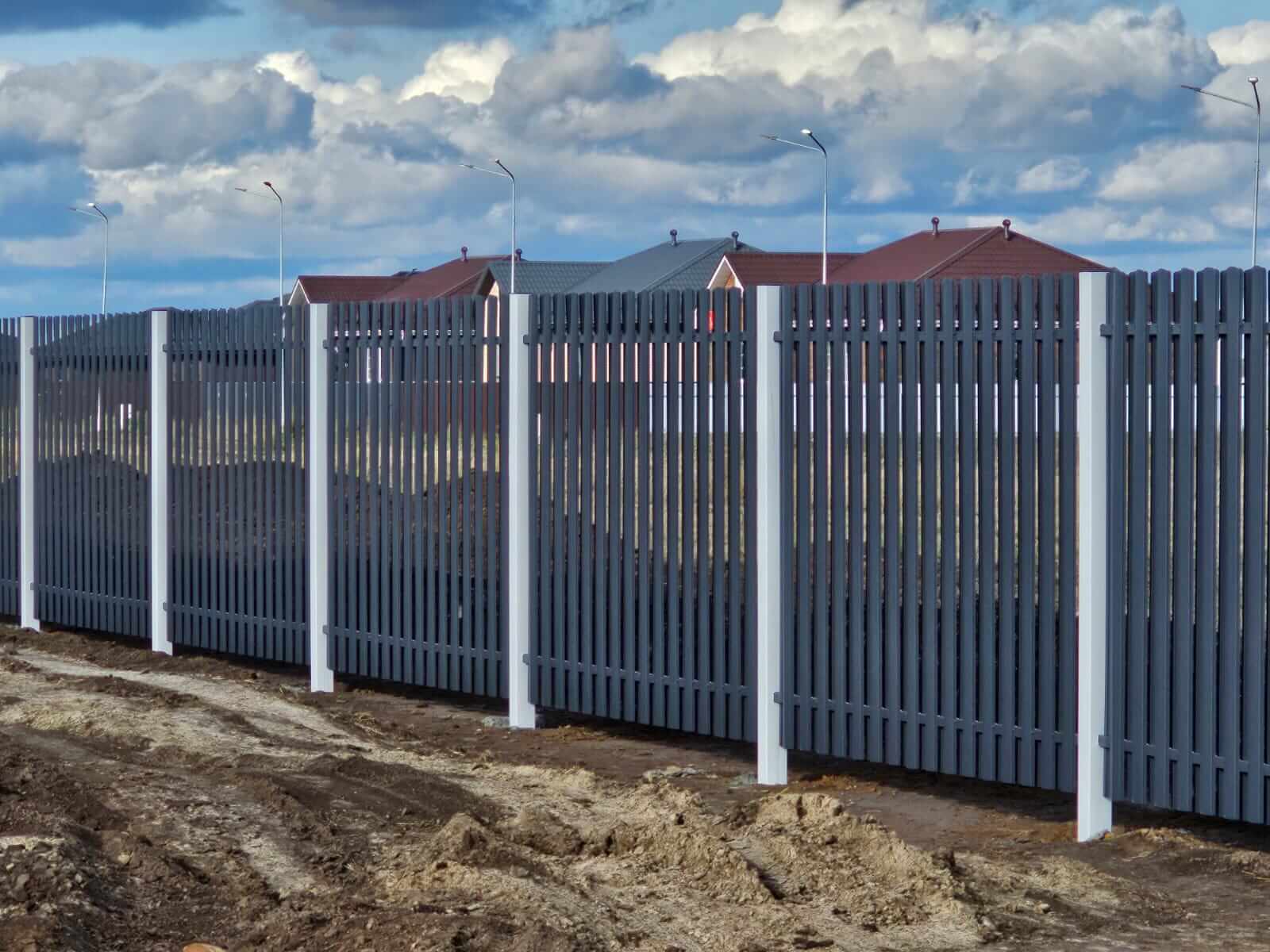 Забор из евроштакетника 234м RAL7024/7024 Серый Графит двусторонний в Барнауле