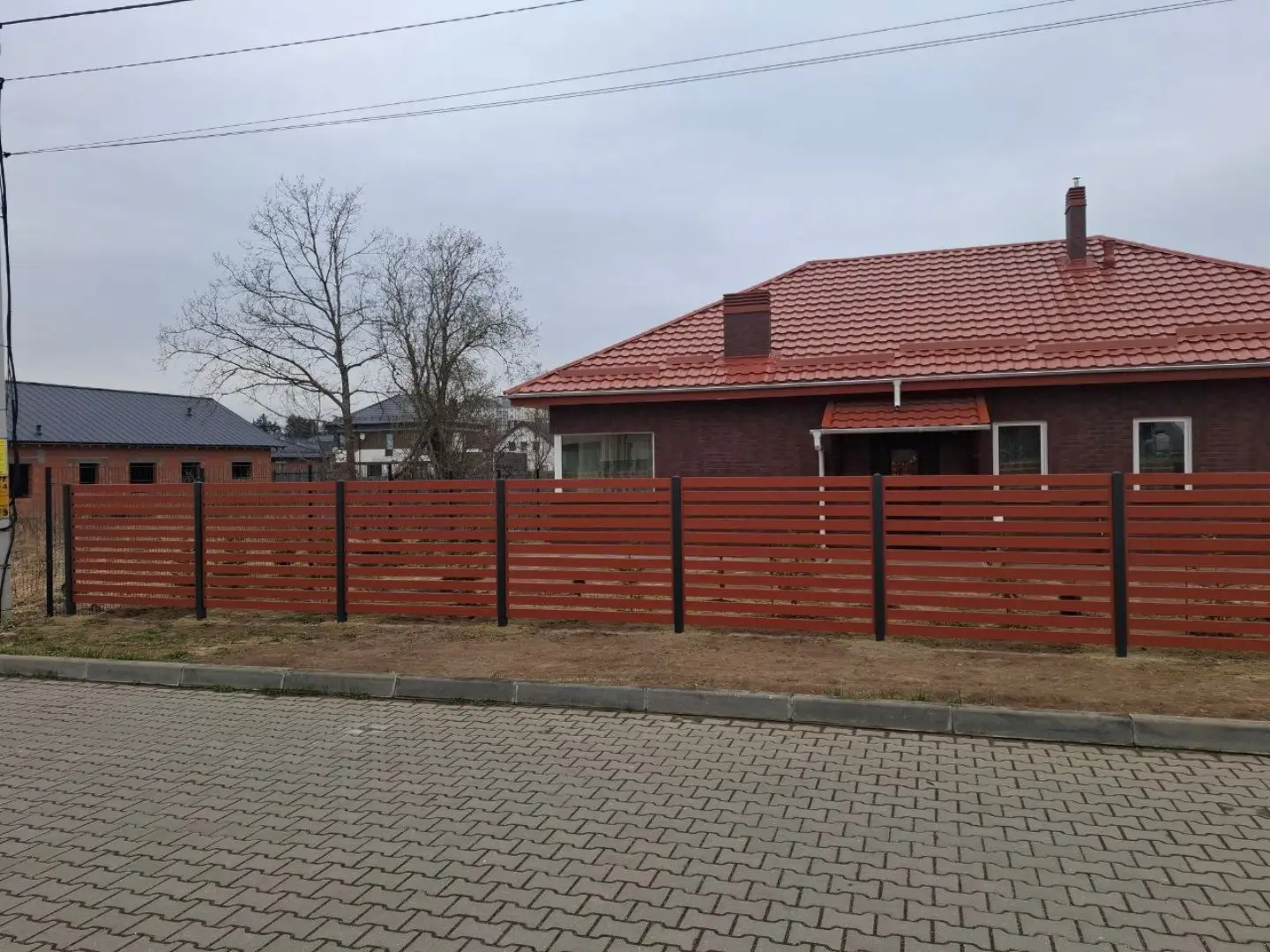 Забор-ранчо из металлопланкена 18м RAL8004 Терракотовый фото 3 в Барнауле